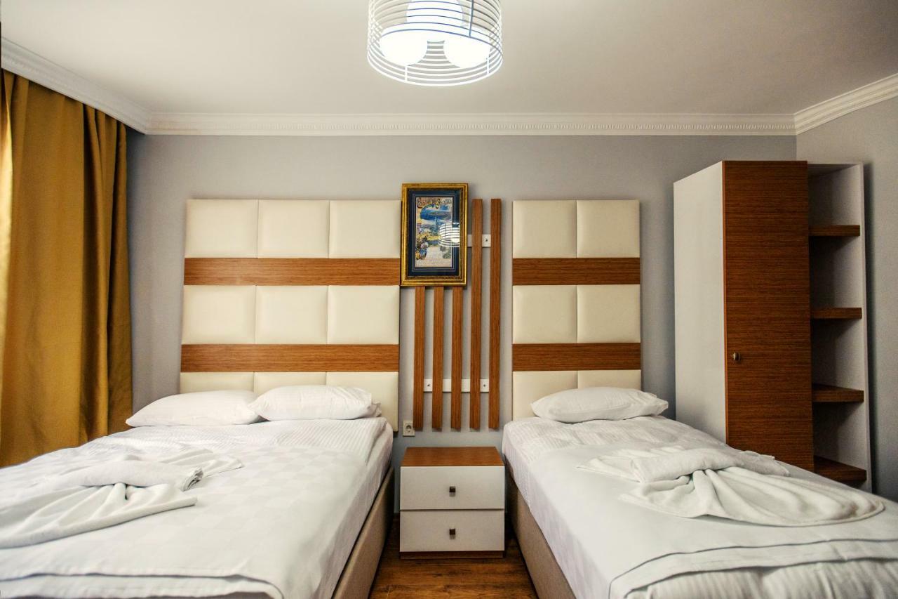 Basic Triple Room,792637764:JPEG
