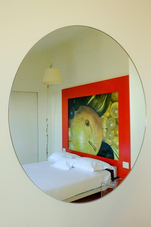 Deluxe Single Room Small Double Bed,697954230:JPEG