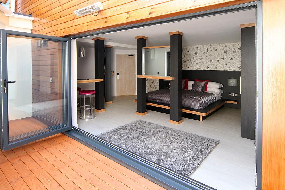 Suite with Hot Tub