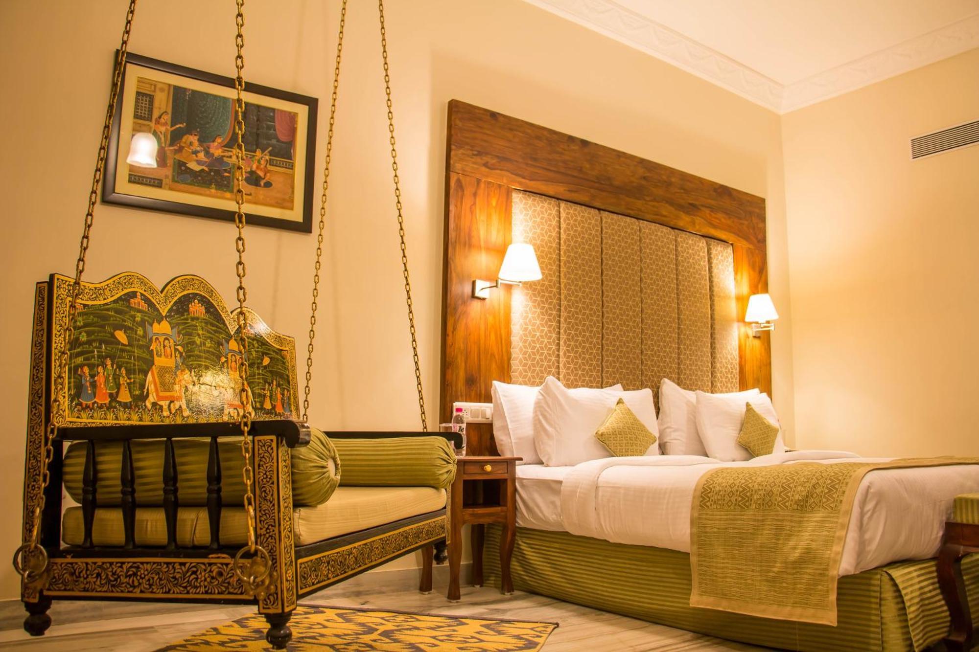 Superior King Room with Sitout