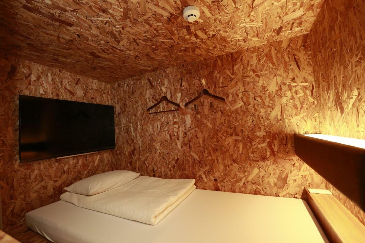 Standard Capsule Room for Female - Upper Floor