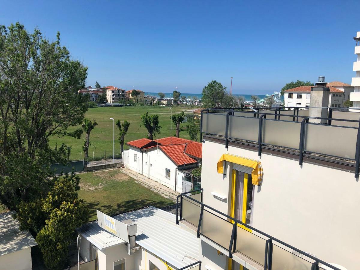 Familienzimmer mit Terrasse