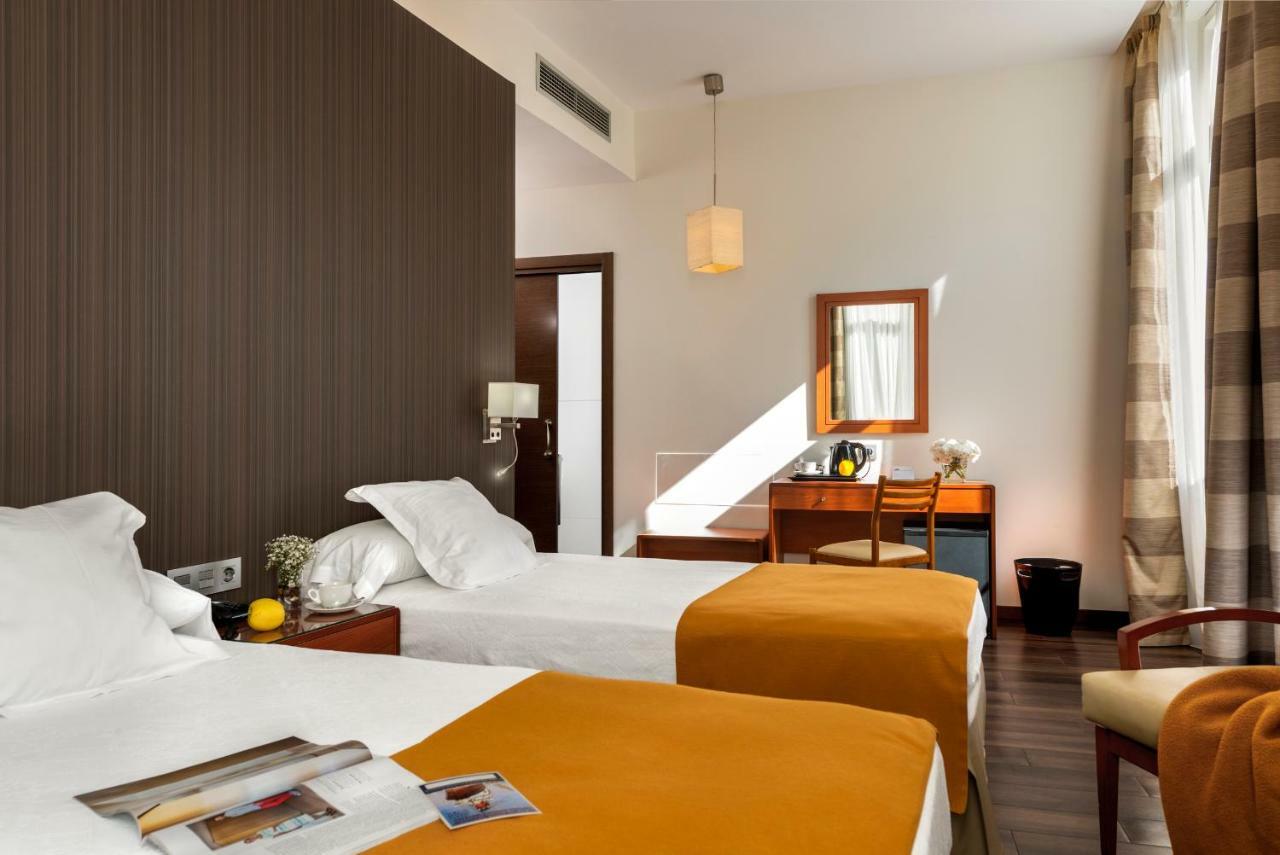 Twin Room,798889833:JPEG