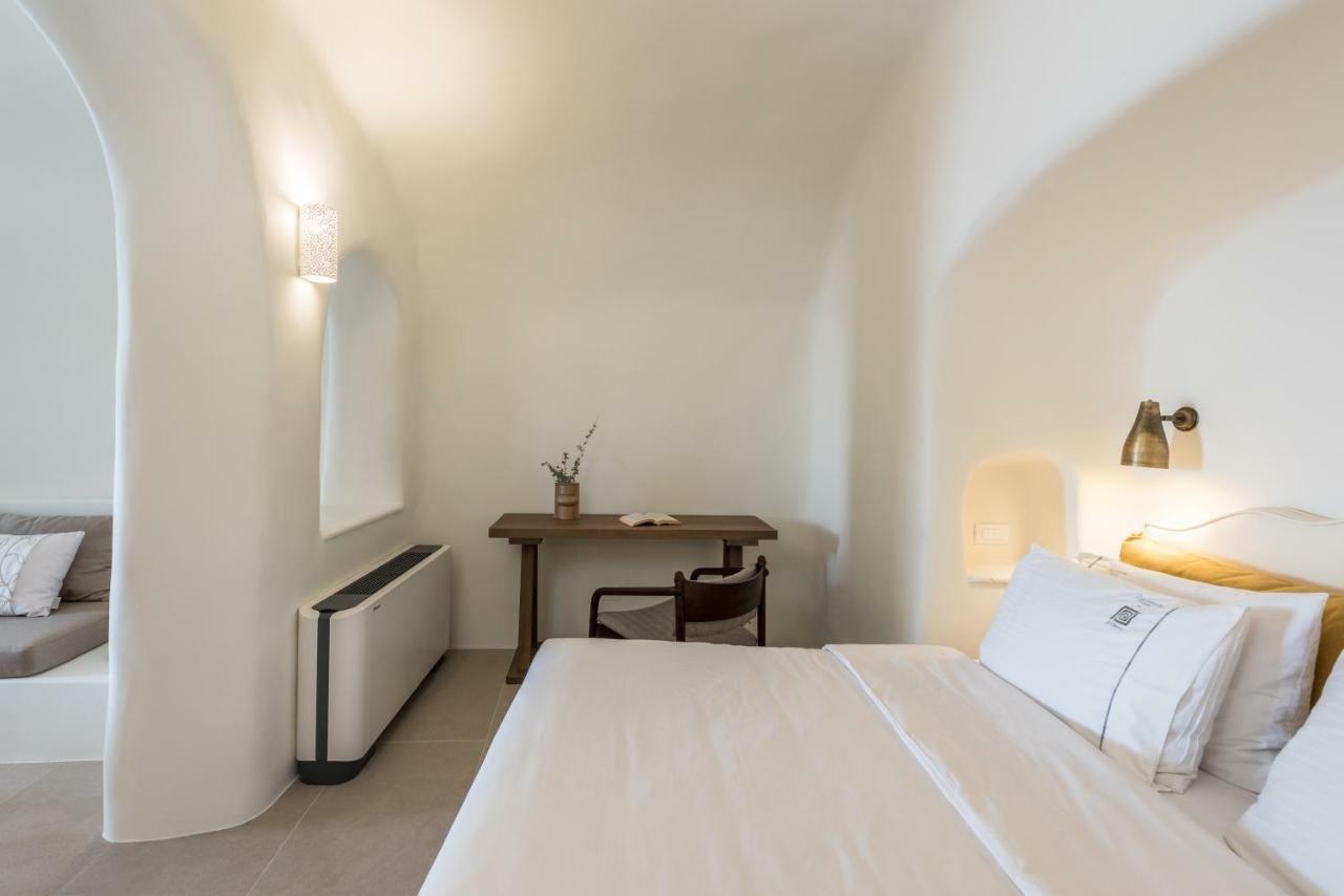 Suite with Private Pool,798908970:JPEG