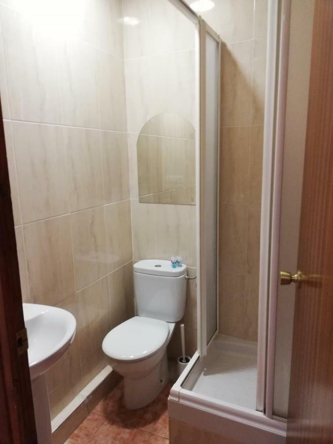 Single Room with Shared Bathroom