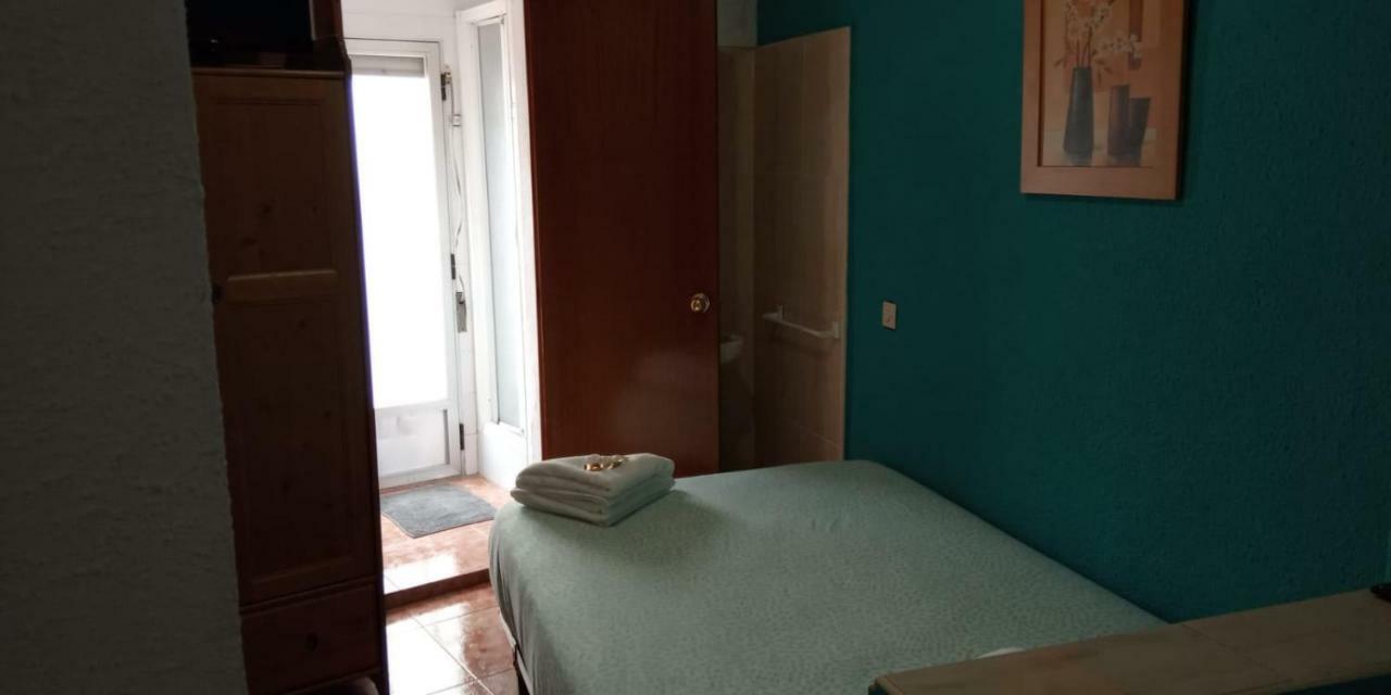 Single Room with Bathroom