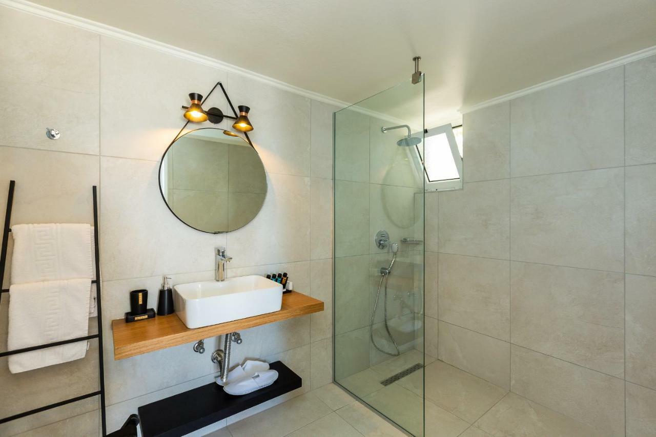 Superior Room with Side Sea View