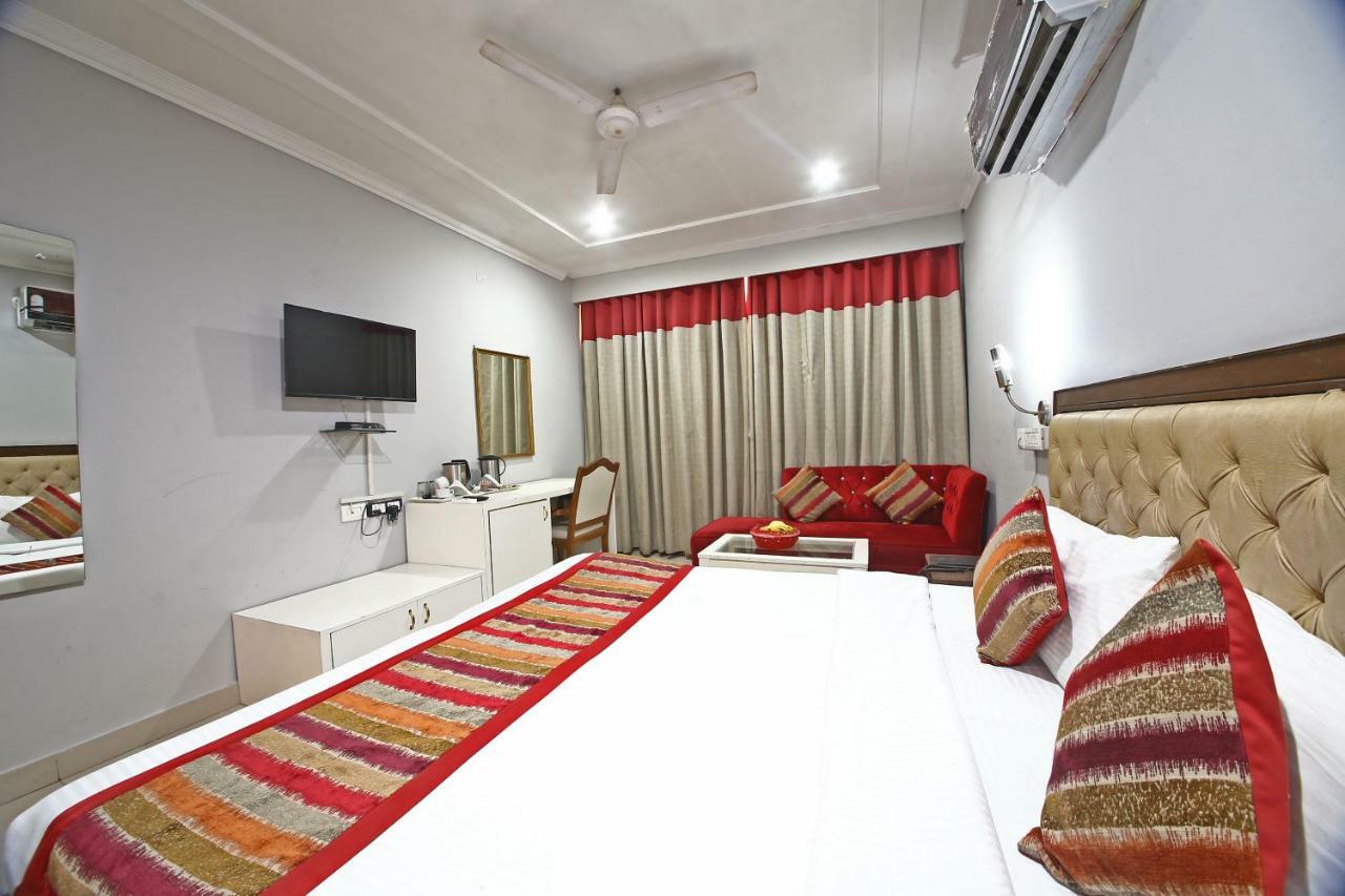 Super Deluxe Double Room