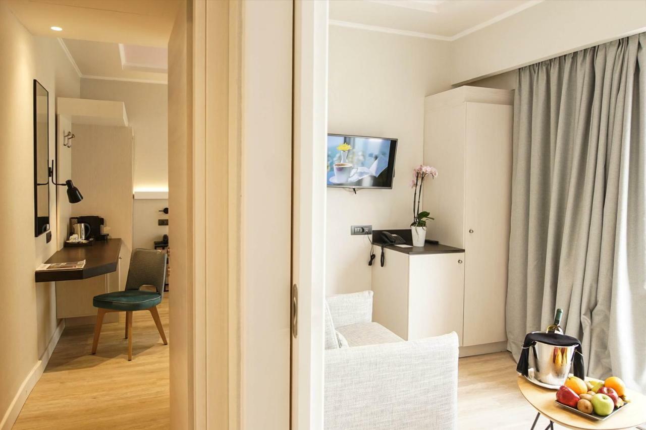 Junior Suite Acropolis View