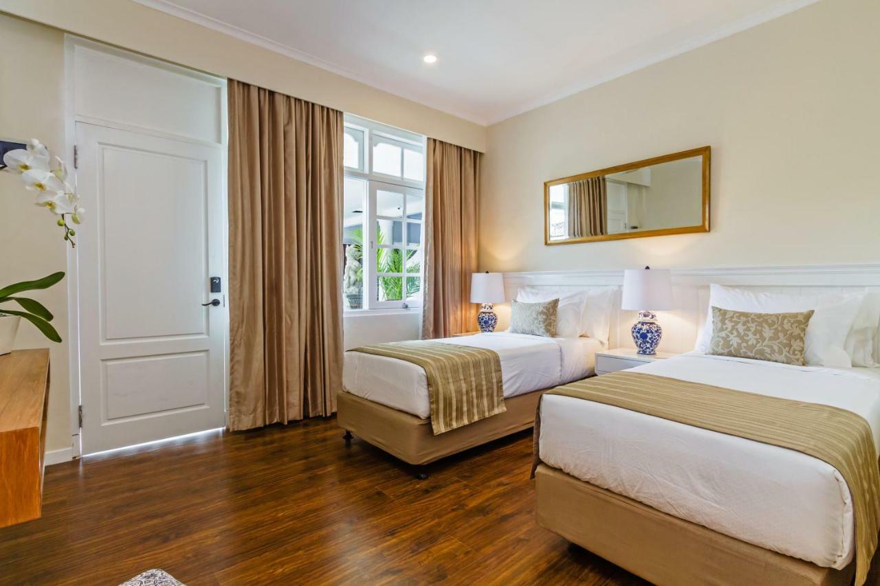 Deluxe Double or Twin Room with Pool View