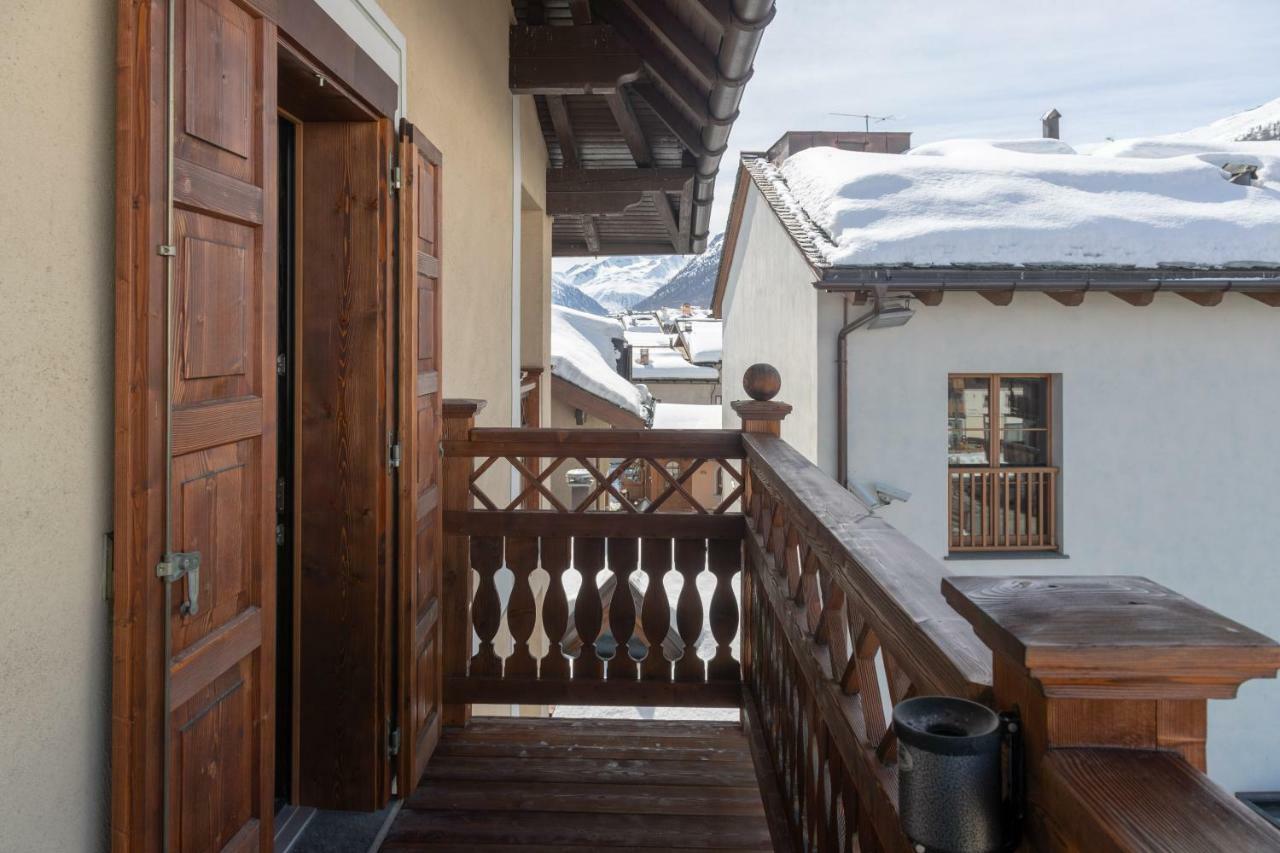 Deluxe Double or Twin Room Balcony