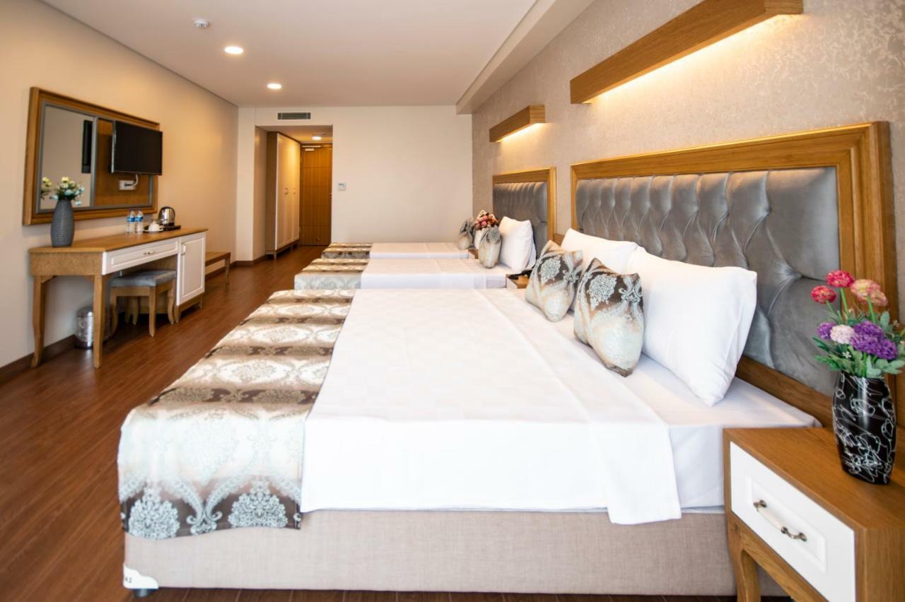 Quadruple Room,800287068:JPEG