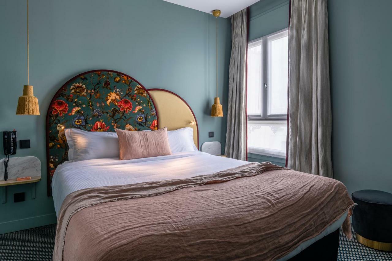 Family Room,805079838:JPEG