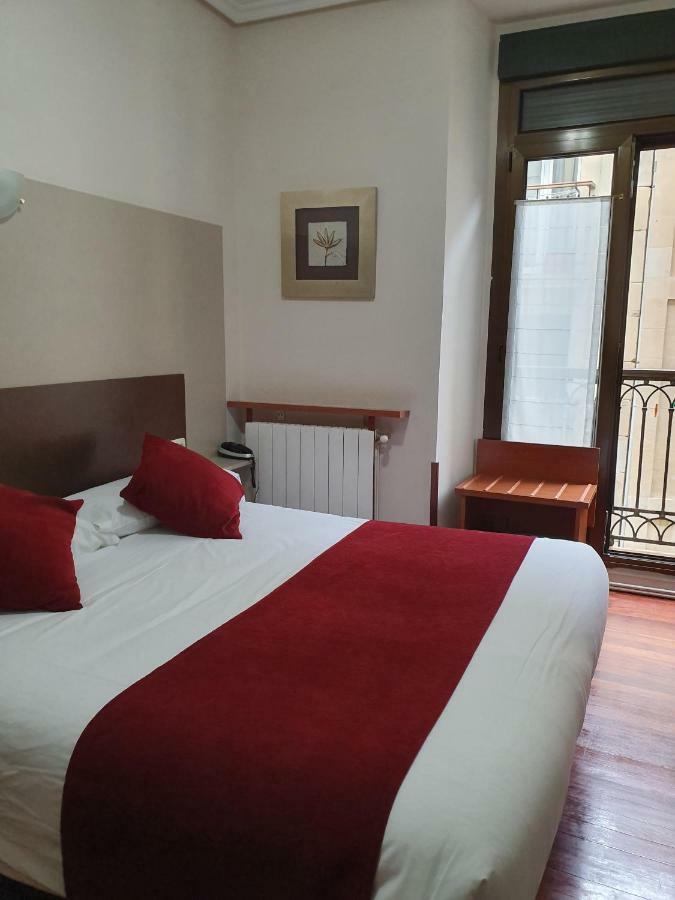 Single Room Balcony