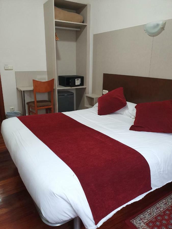 Single Room Balcony