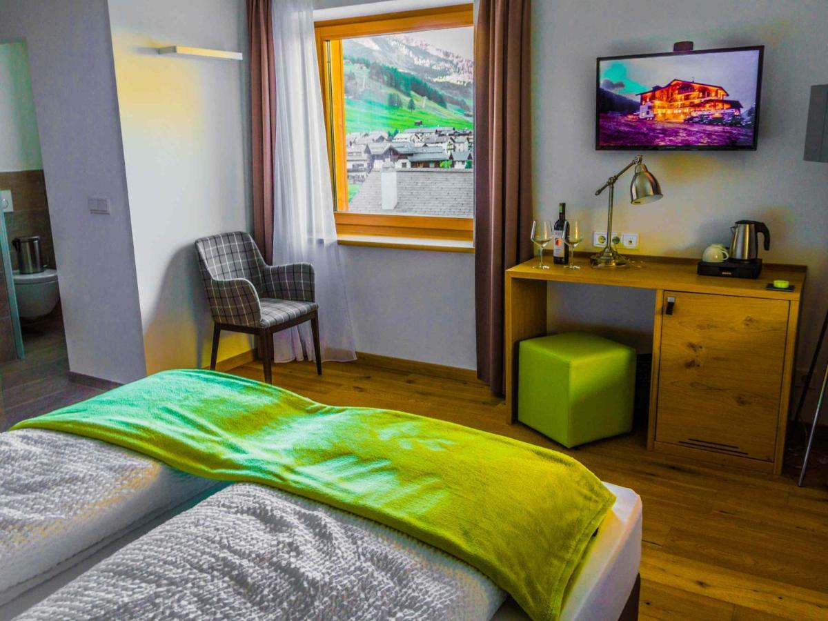 Doppelzimmer mit Balkon