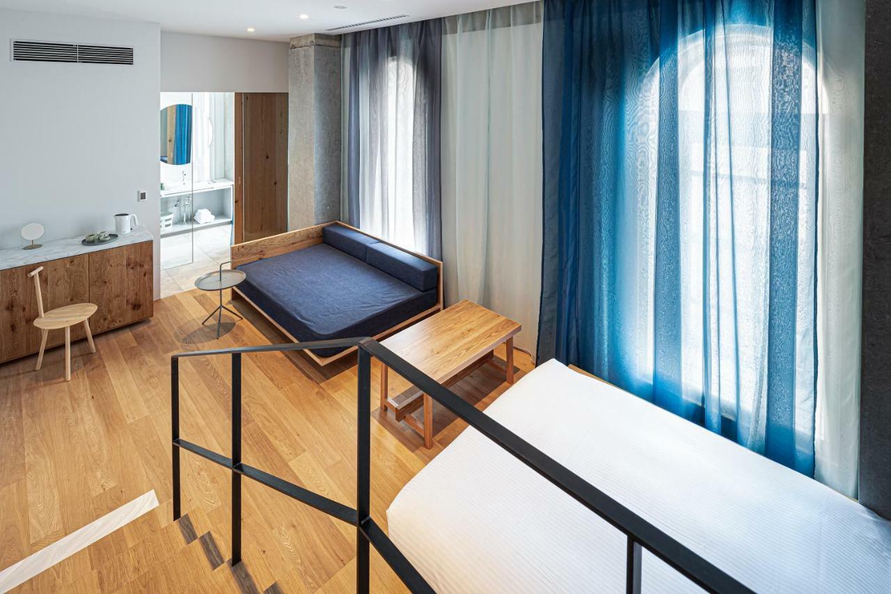 Junior Suite in the Historic Bldg.