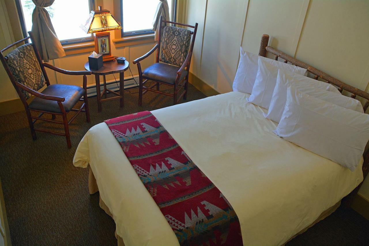 Classic Quadruple Room