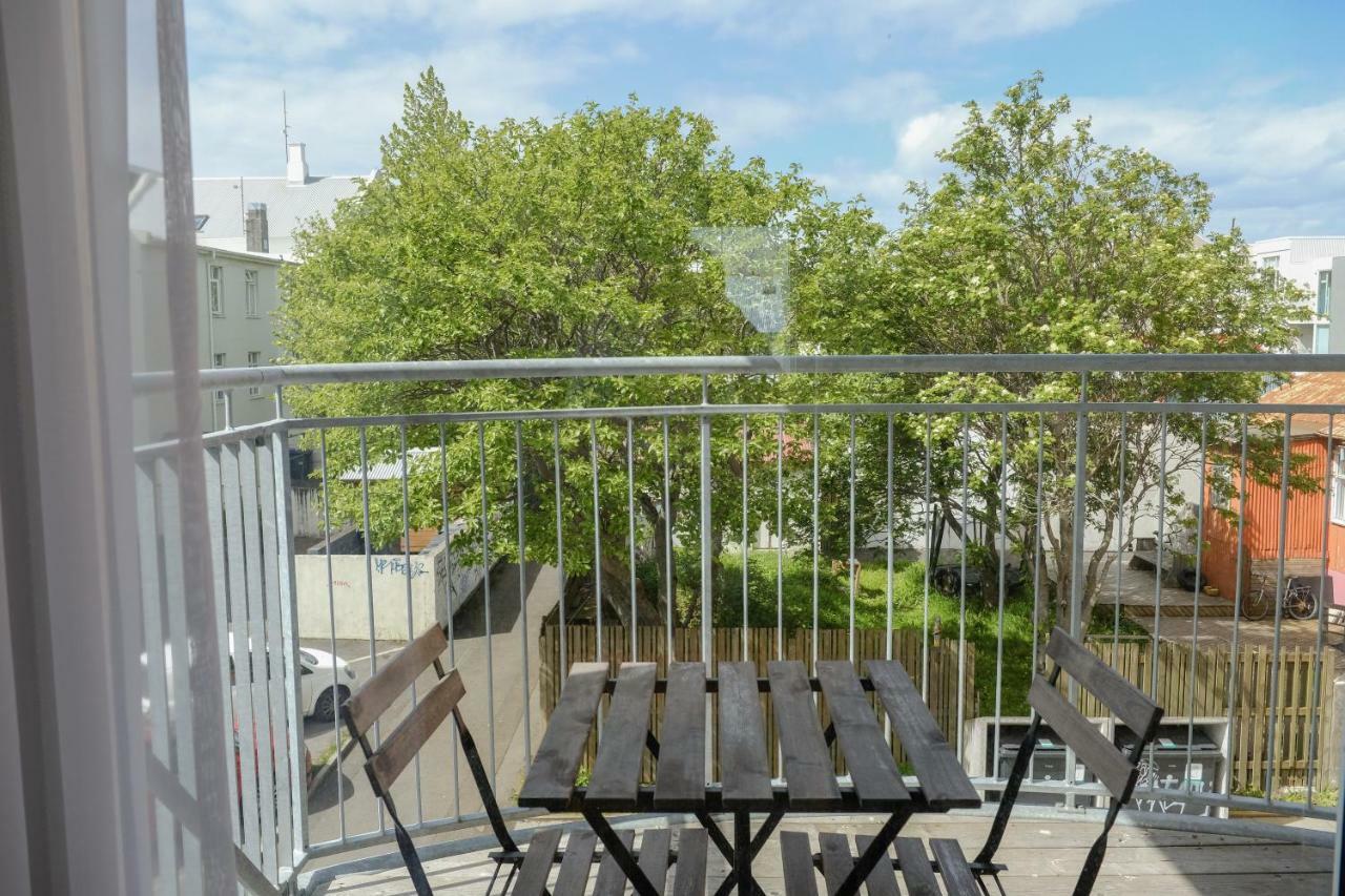 Studio Balcony