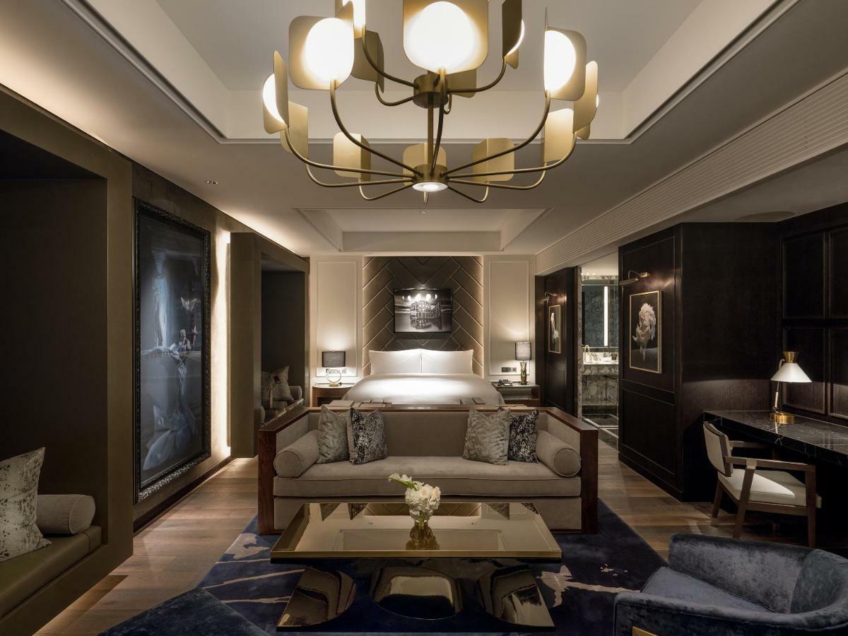 Deluxe Suite Adults Only Cimer & Wonder Box is available stays,806724339:JPEG