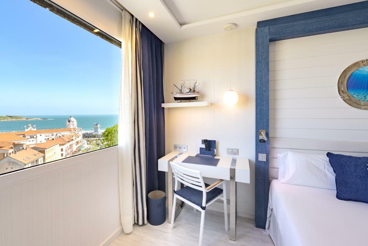 Deluxe Double or Twin Room Sea View,807058875:JPEG