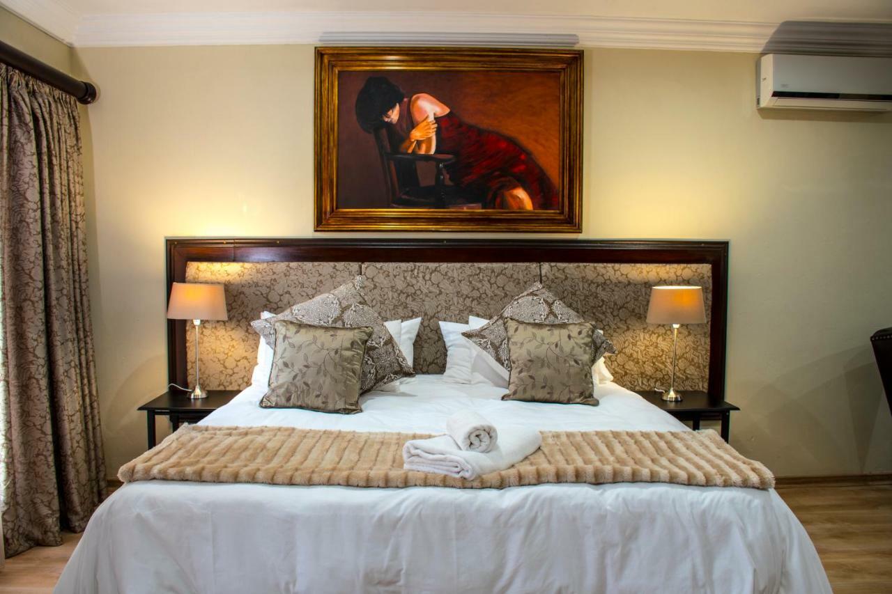 Twin or Double Room,1765903858:JPEG