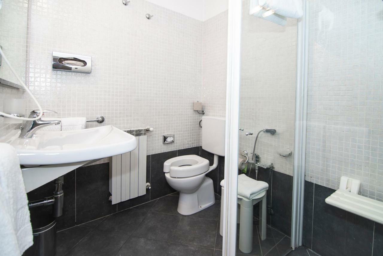 Double or Twin Room - Disability Access
