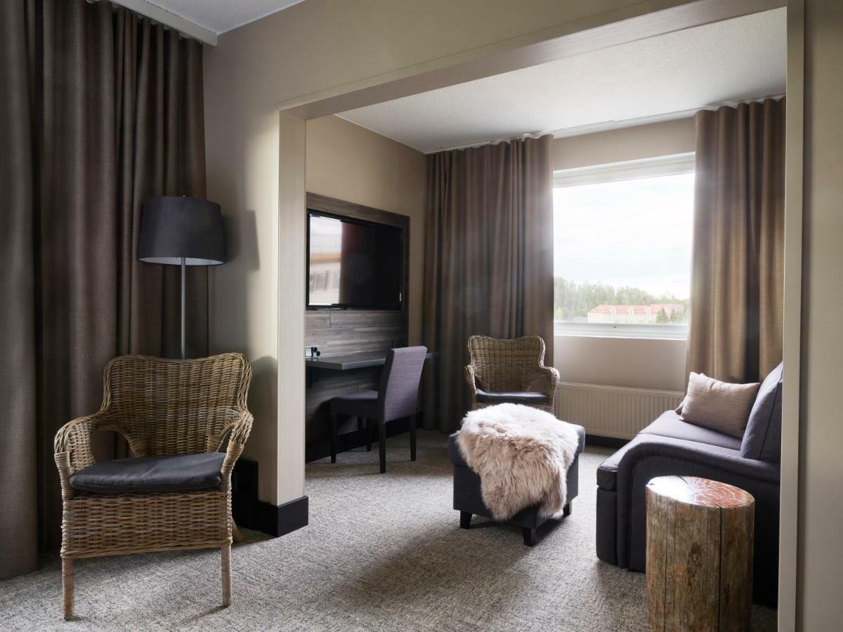 Suite,807206877:JPEG