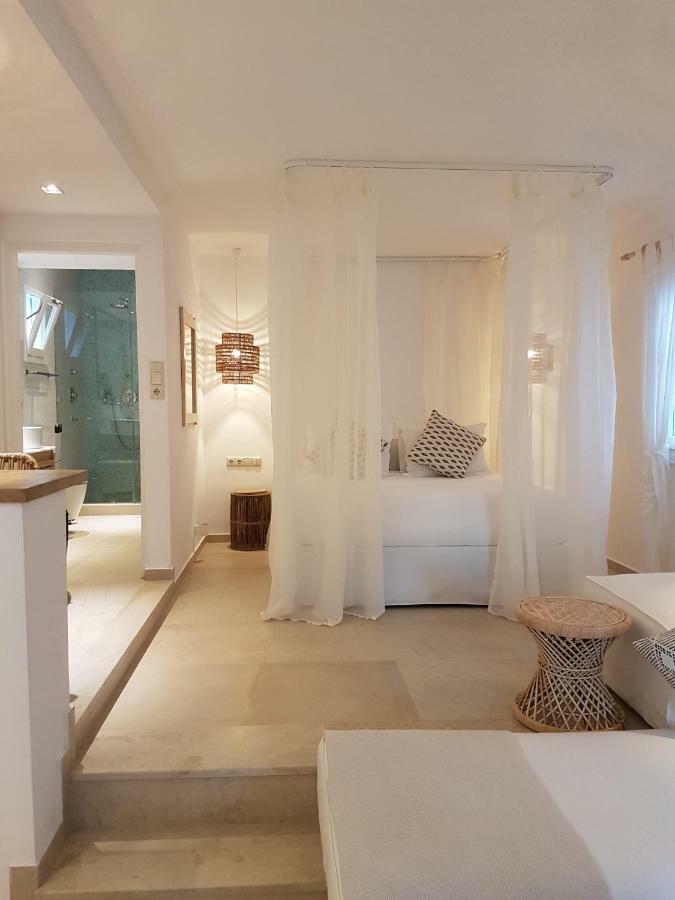Honeymoon Suite with Sea View