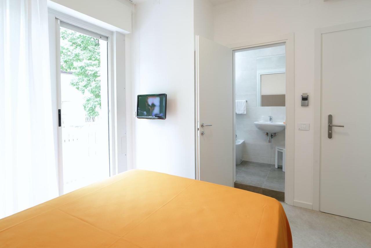 Two Communicating Rooms