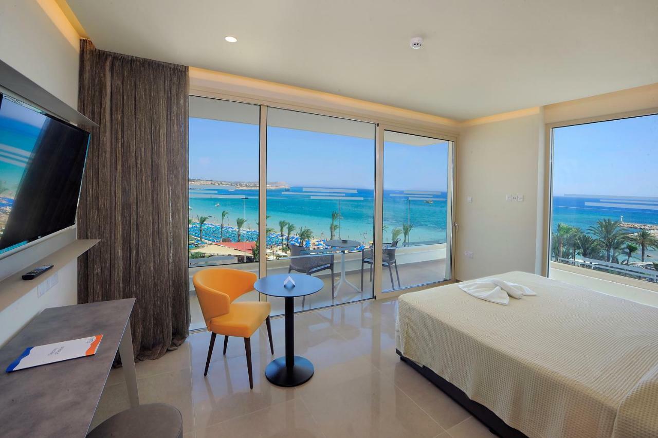 Luxury Suite Sea View & Spa Bath,807922569:JPEG