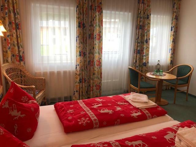 Doppelzimmer mit Balkon