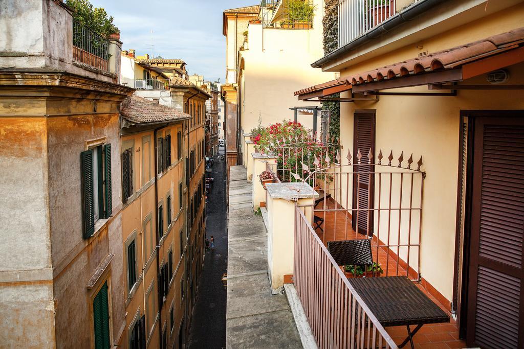 Single Room with Balcony,707668573:JPEG