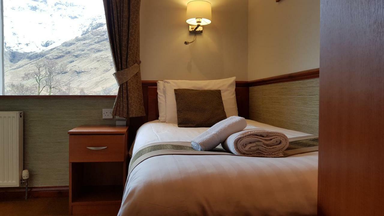 Single Room with Mountain View