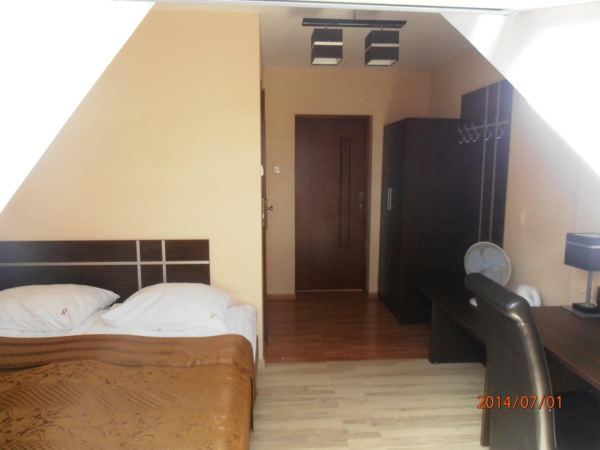 Small Twin Room