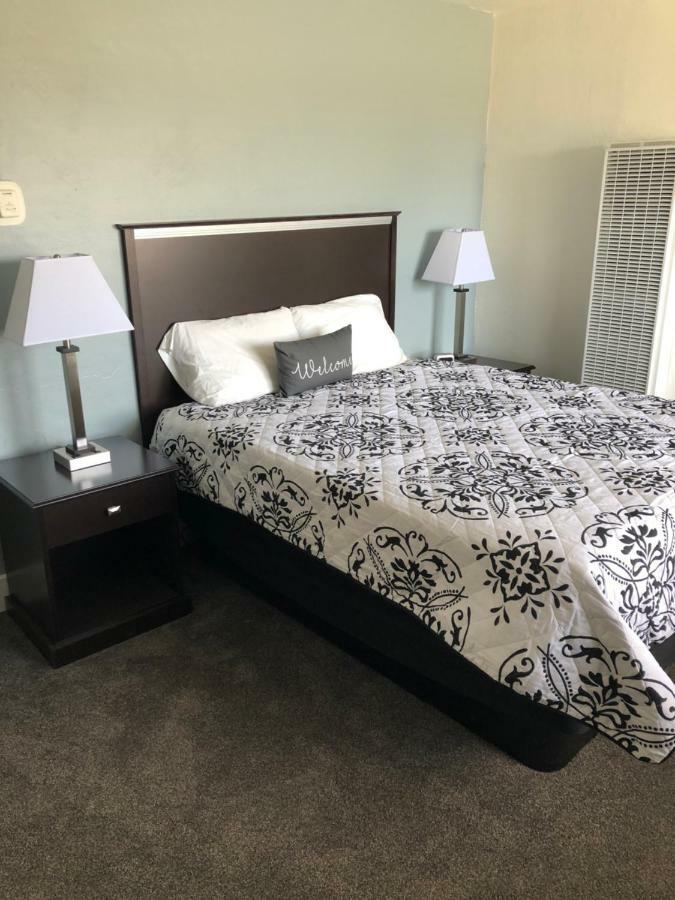 Queen Room,813102258:JPEG