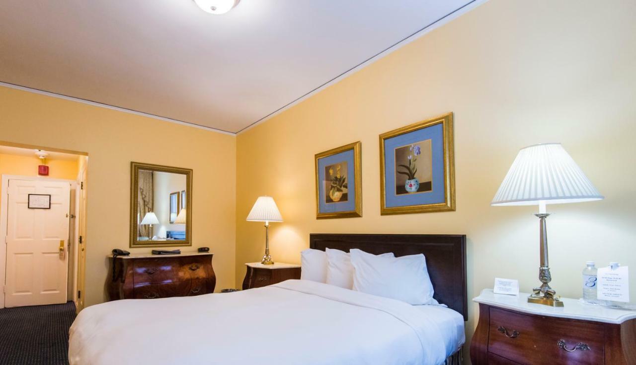 Quarto Superior com Cama Queen-size