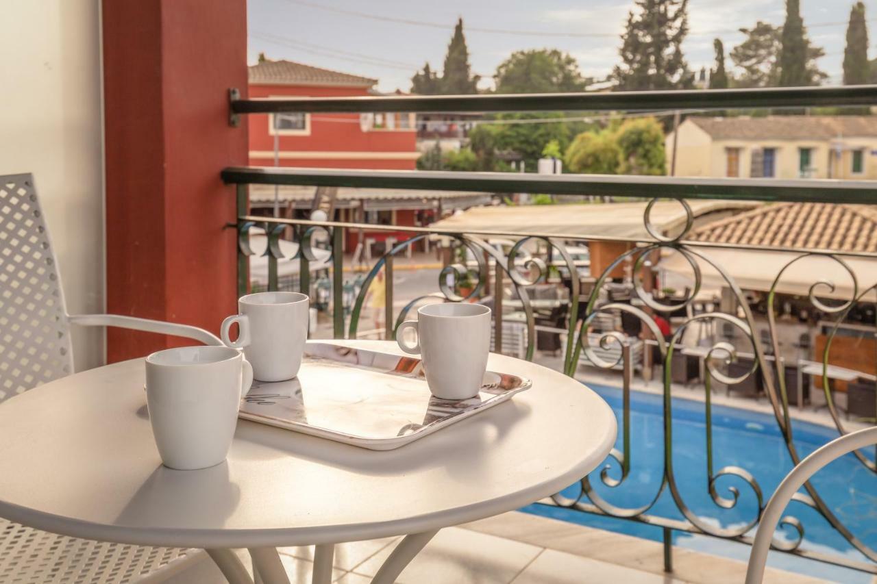 Junior Suite with Pool View