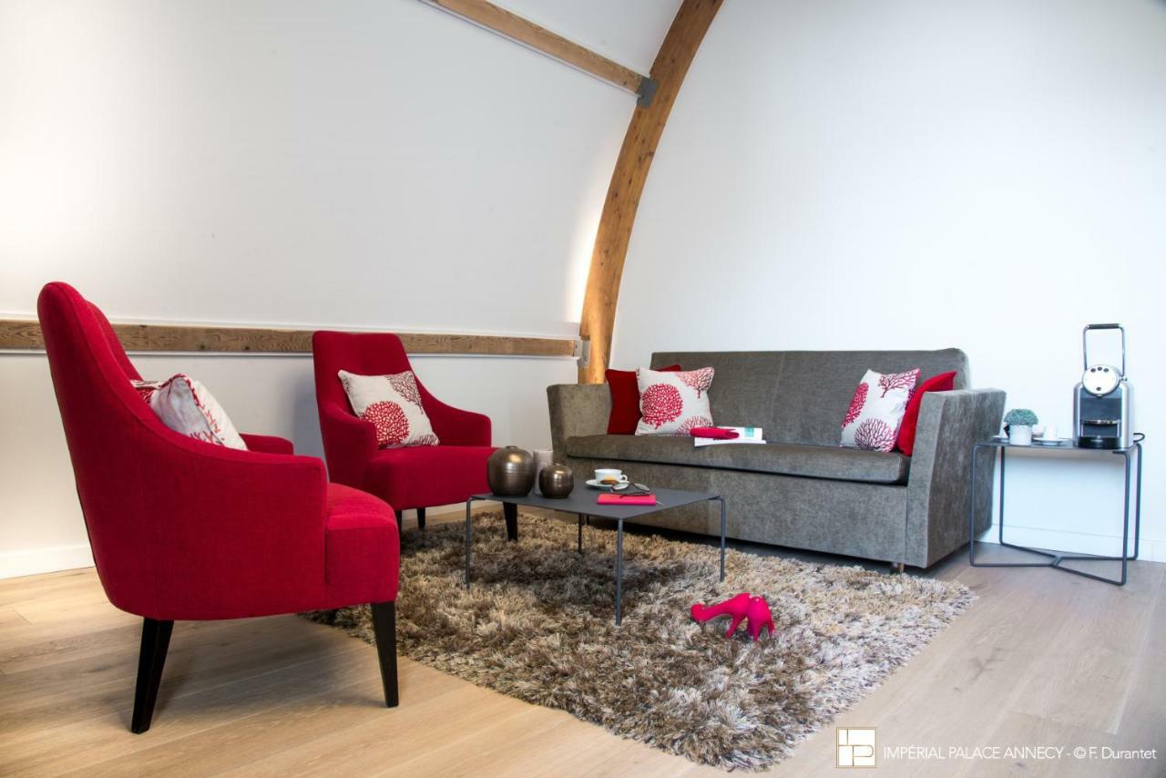 Prestige Lake Suite Spa Access Reservation Needed