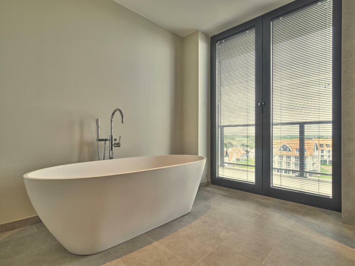 Generous Landview