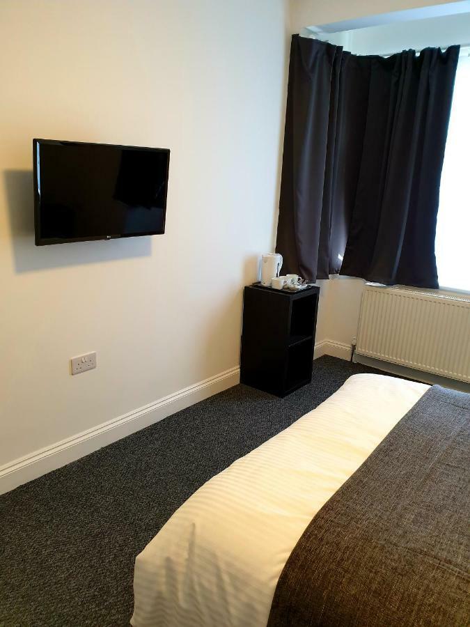 Double Room Private Bathroom