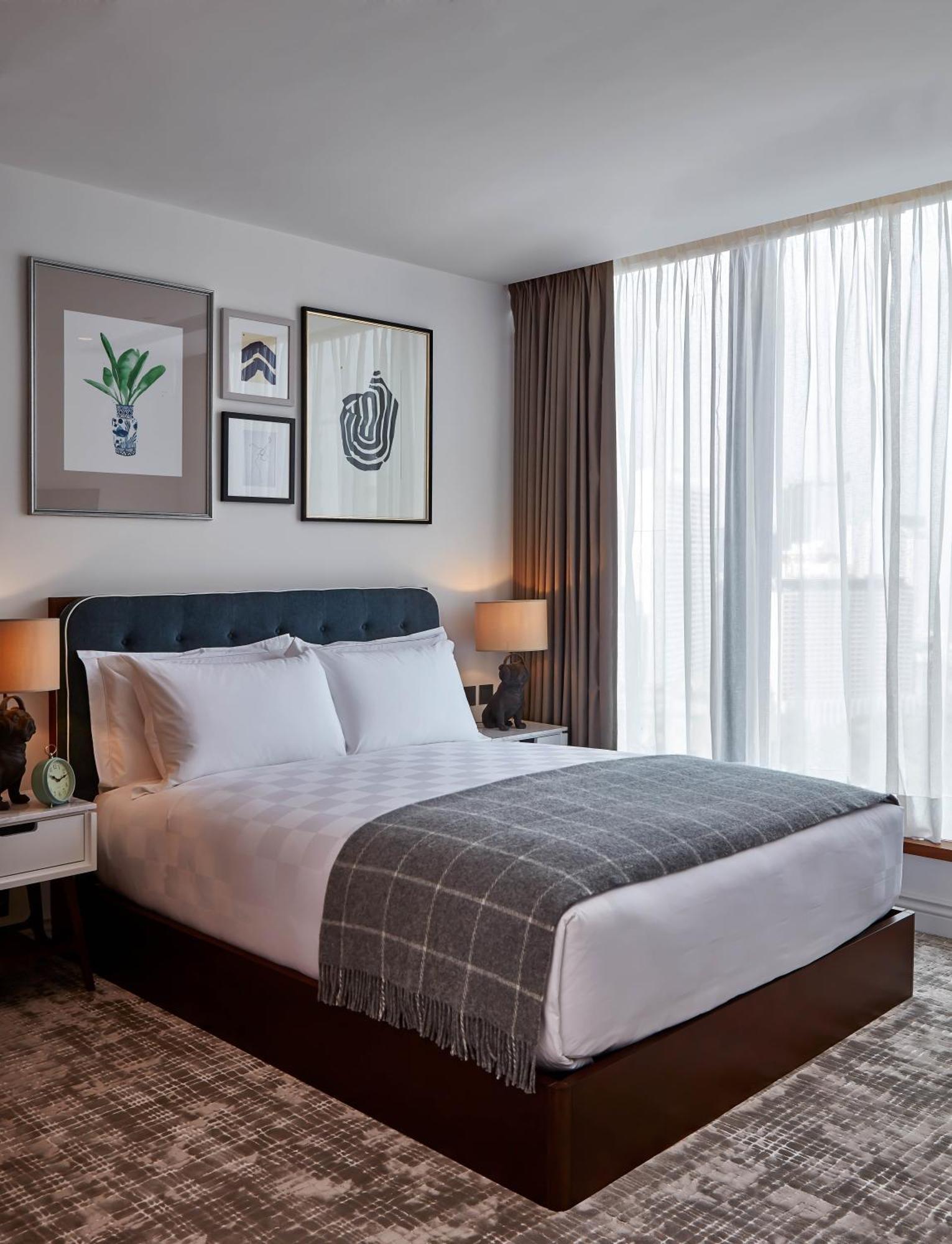 Superior One-Bedroom Apartment Harbour View