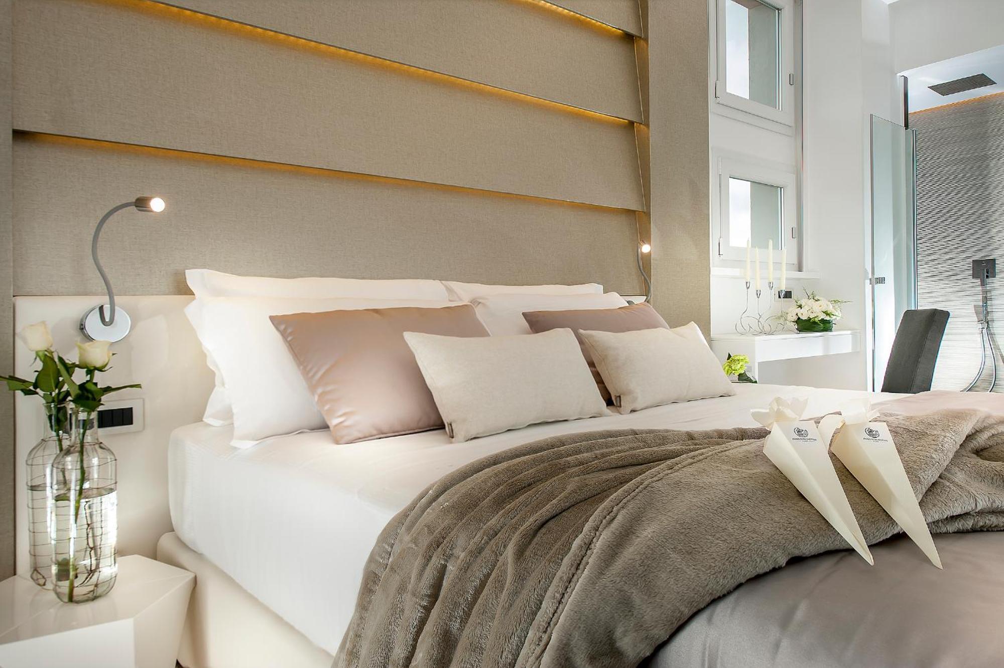 Standard Double or Twin Room,814933094:JPEG