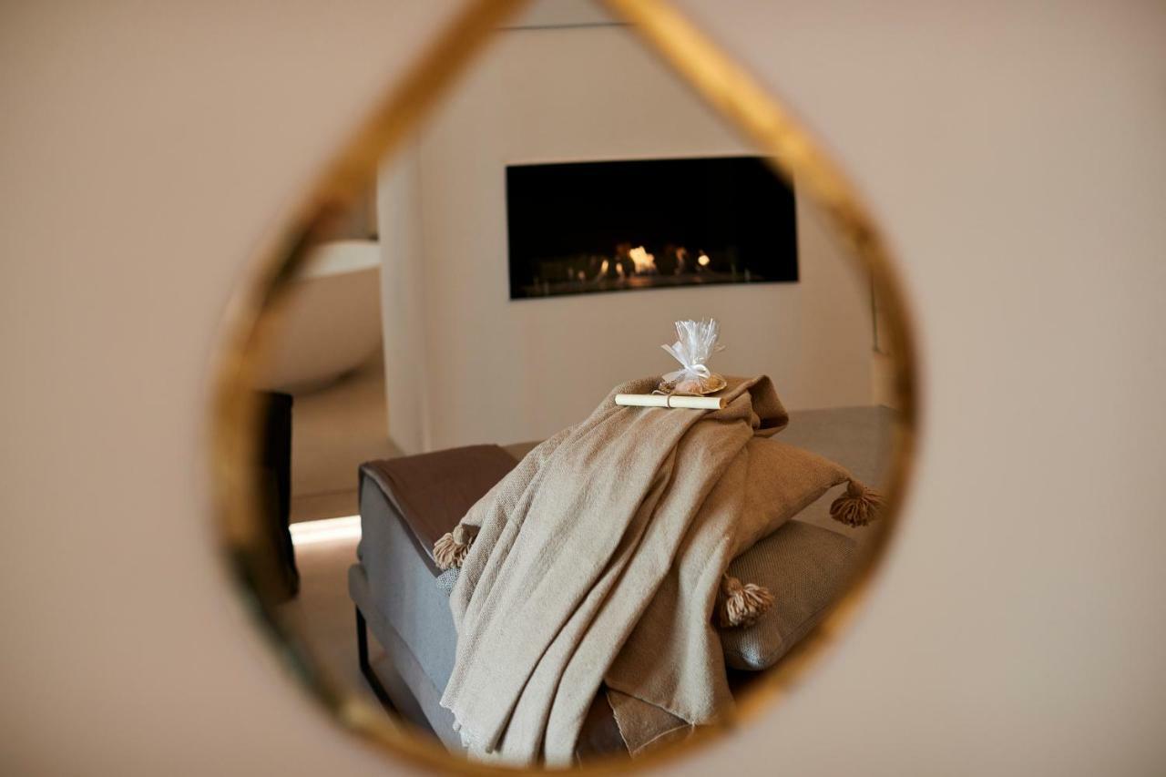 Deluxe Suite with Spa Bath