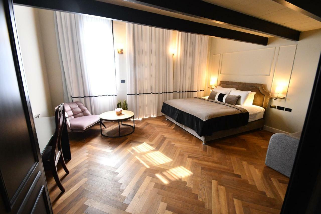Superior Triple Room (Max 2 People)