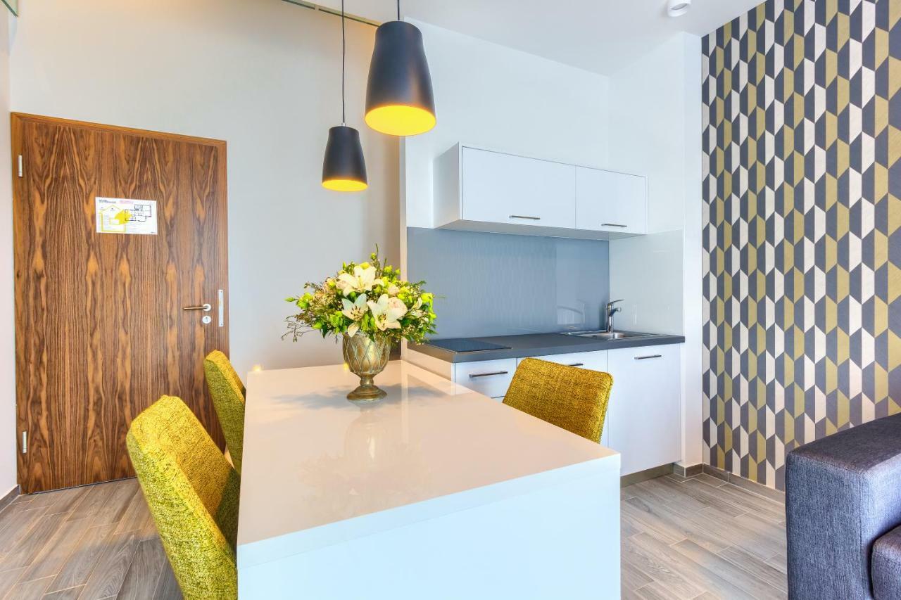 Deluxe Suite with Terrace and Hot Tub