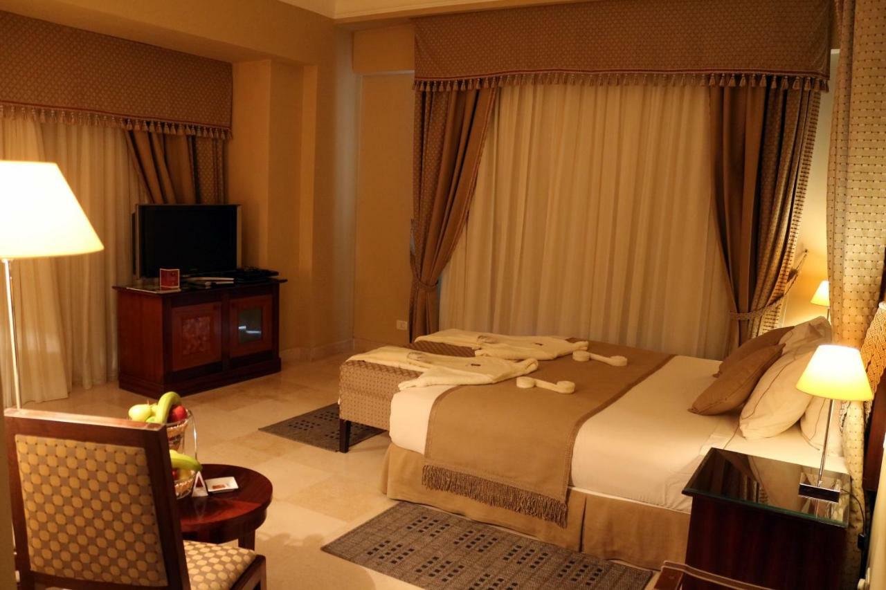Double Room (Resort View)