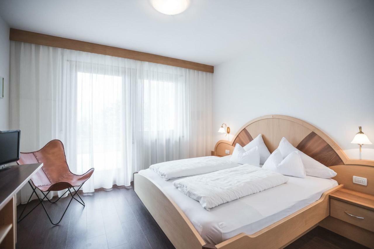 Doppelzimmer mit Terrasse und Garten