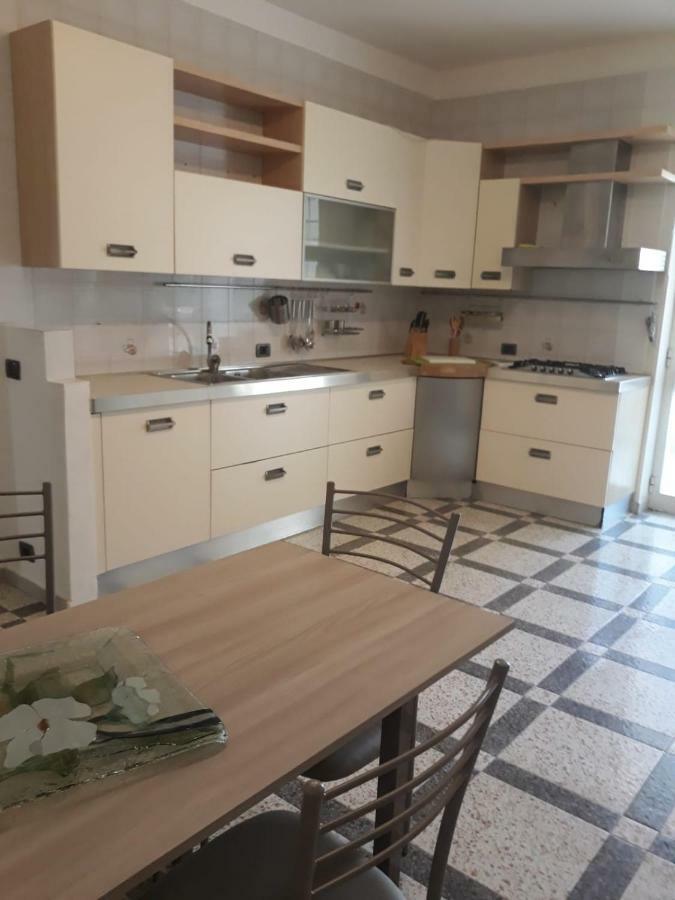 Three-Bedroom Apartment with Garden View - Annex
