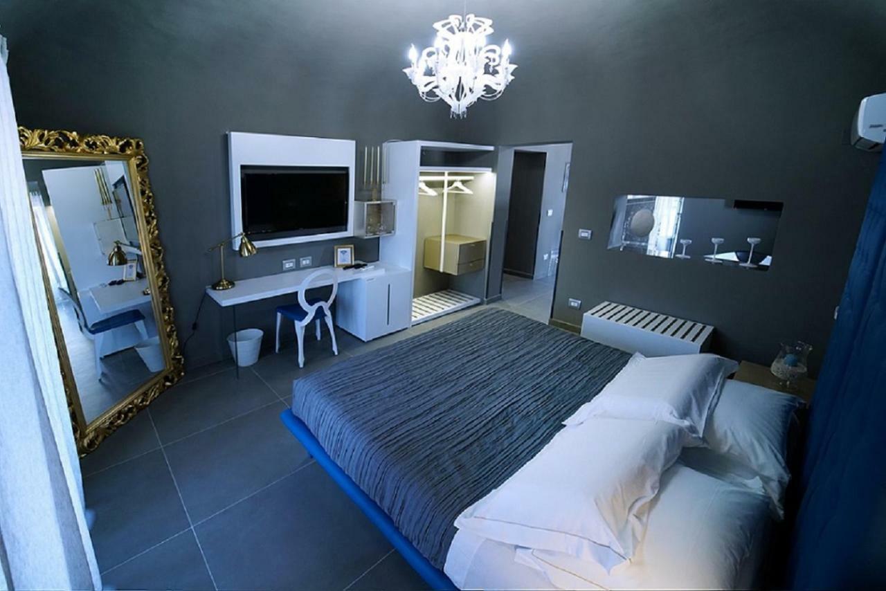 King Suite with Spa Bath